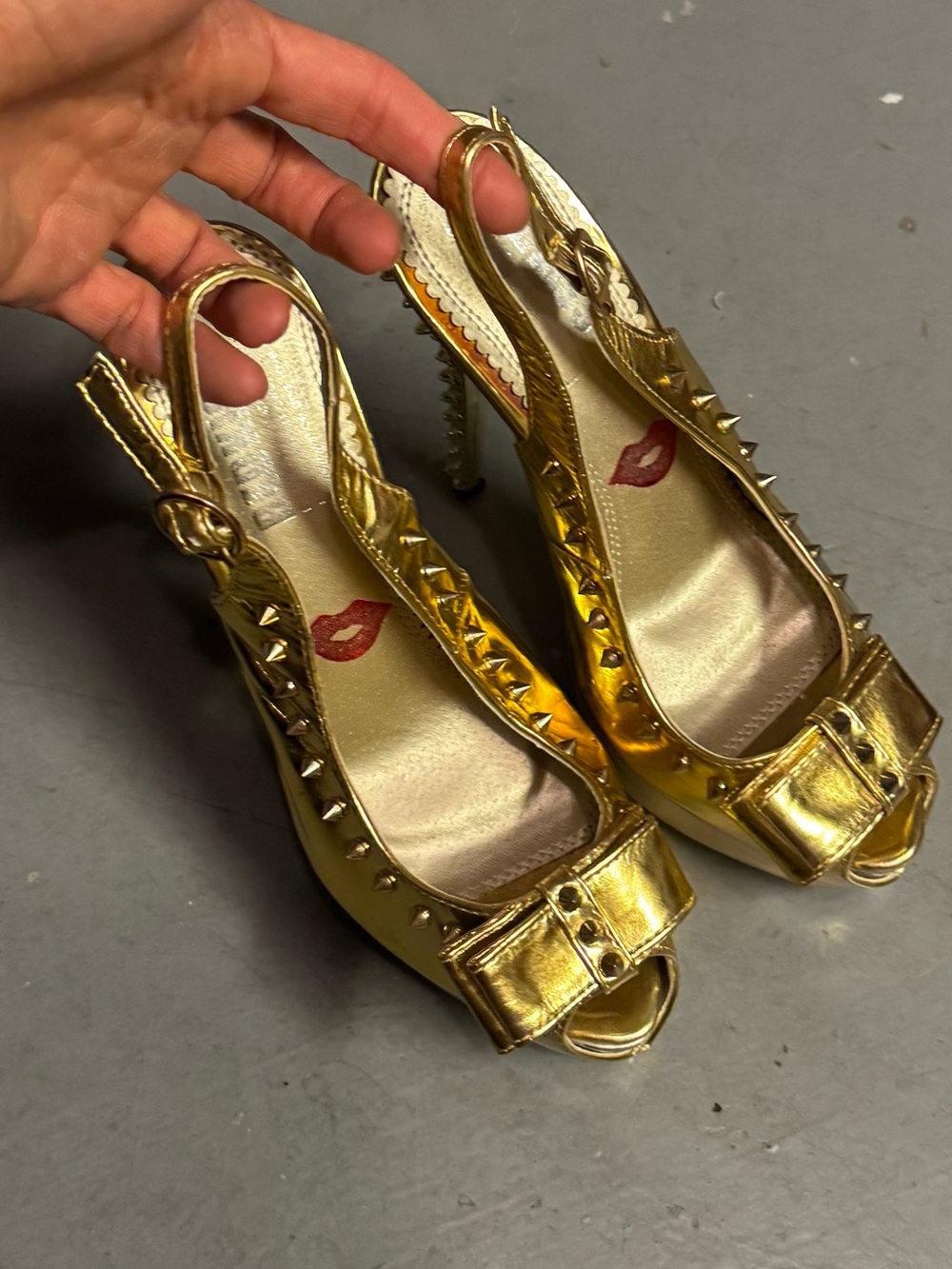 Gold Studded Spiked Stiletto Slingback Heels US 8 - Picture 9 of 10